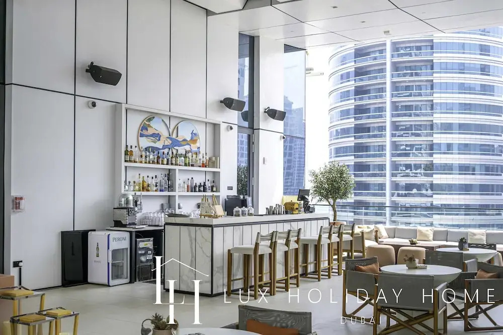 LUX  The Vida Marina Residence 3
