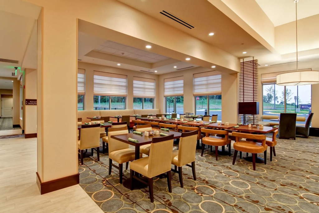 Hilton Garden Inn Woodbridge