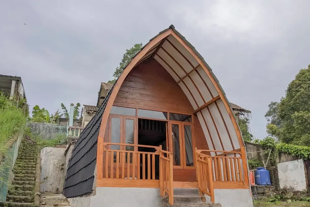 RedDoorz Resort at Ciater 3