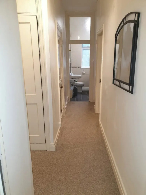 Cozy Retreat in Historic Oxford With Free Parking