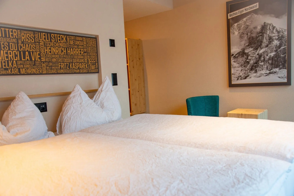 Eiger Lodge Chic