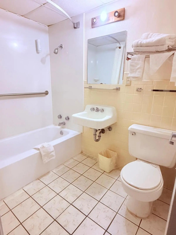 Econo Lodge Cameron