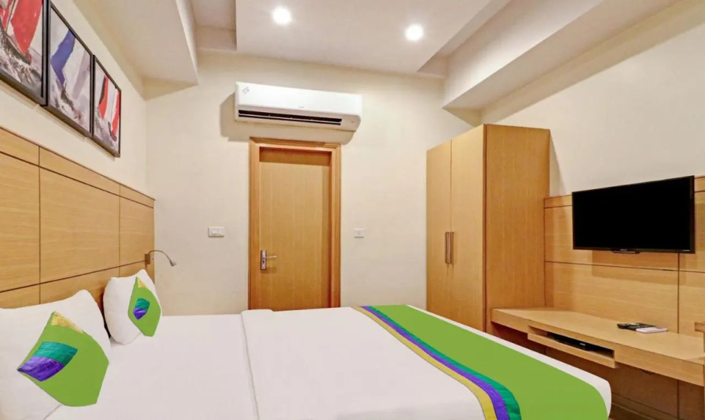Treebo Galaxy Rooms