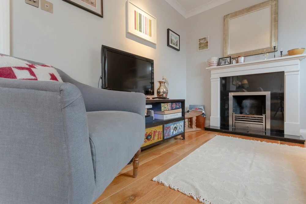 Stylish 1 Bedroom Penthouse Near Notting Hill