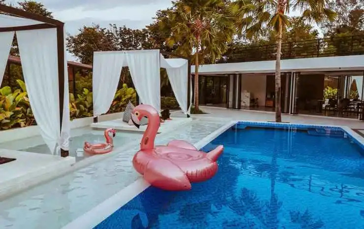 The Peem Hotel