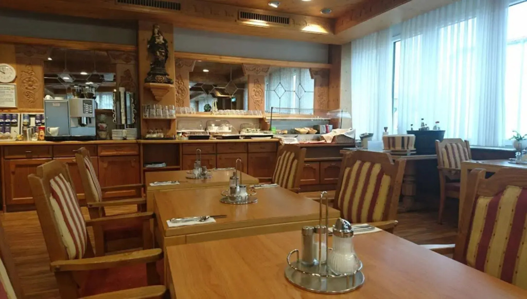 Isar Hotel