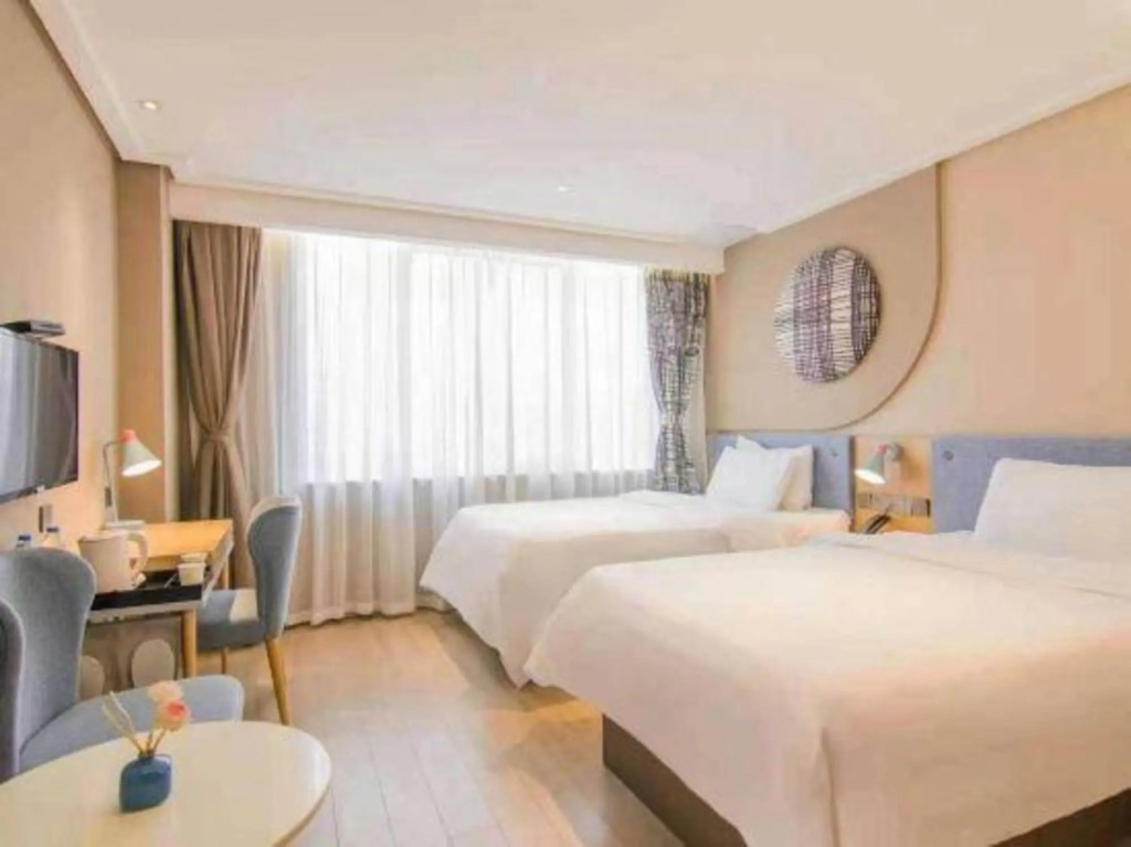 Home Inn Huayi Select Hotel (Shaoxing Shangyu Renmin Bridge Pedestrian Street Branch
