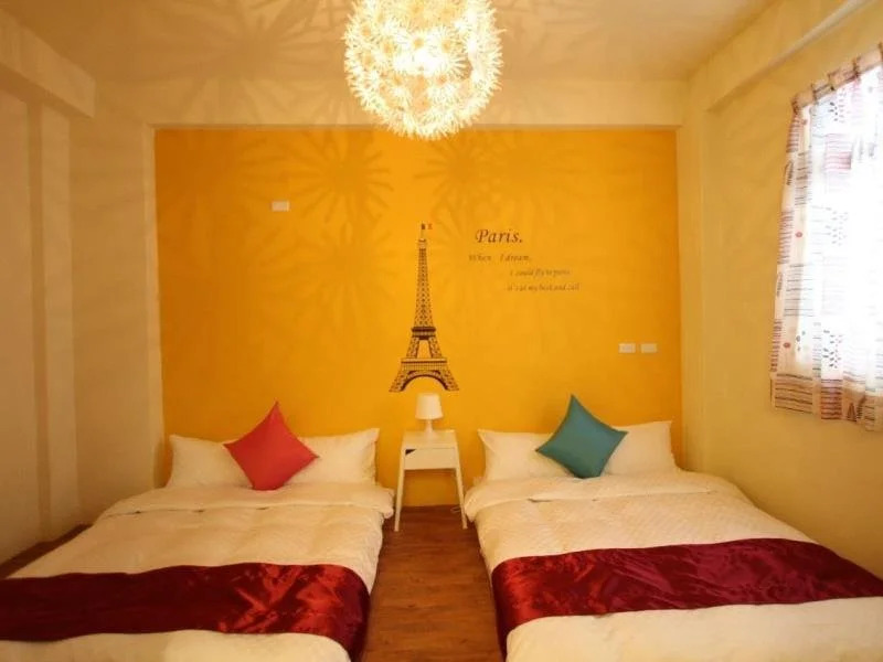 La Casa Guest House