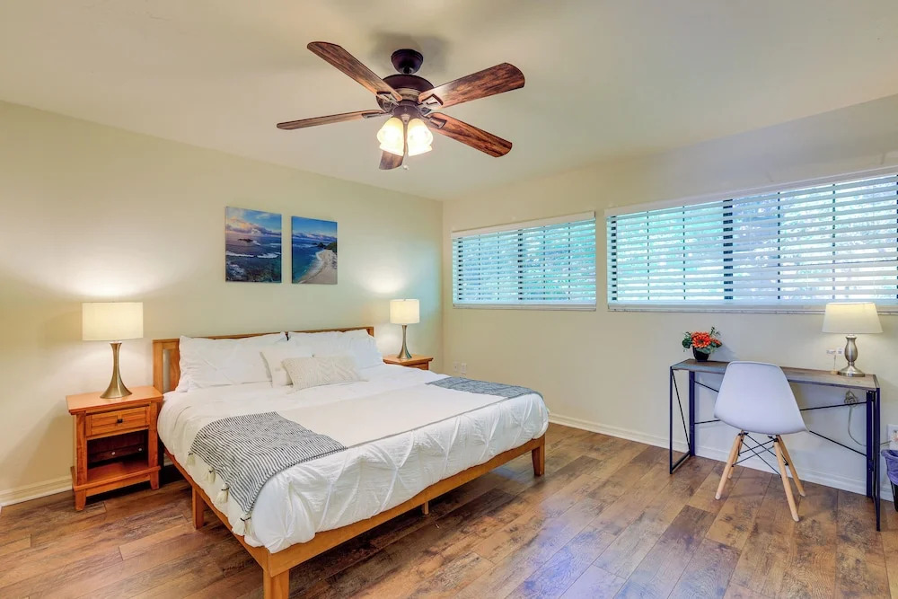 3 Mi to UF: Townhome w/ Patio in Gainesville!
