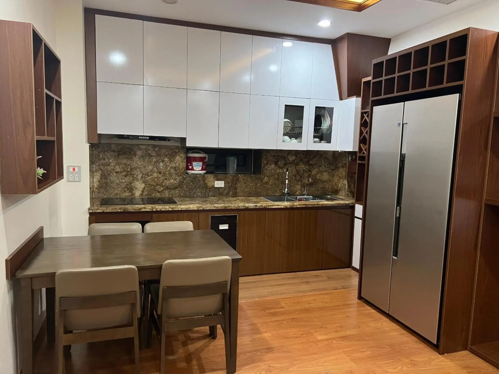 Khách sạn Hoàng Yến
