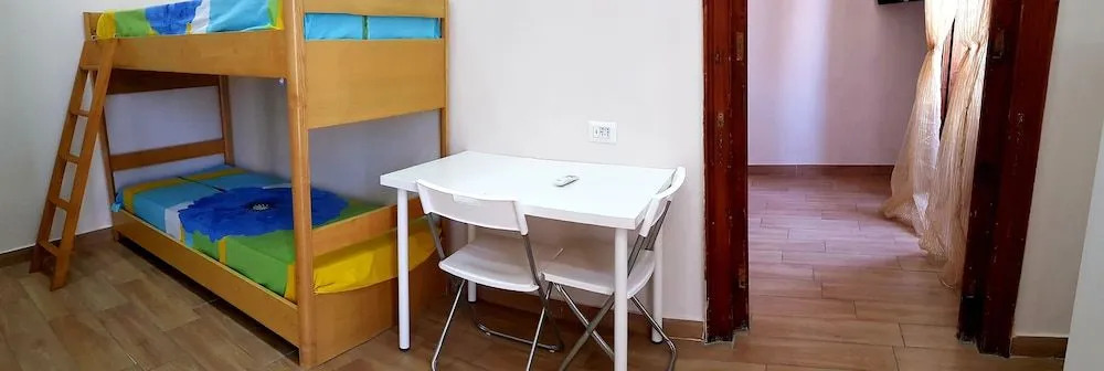 Tortora Room in Garibaldi Square