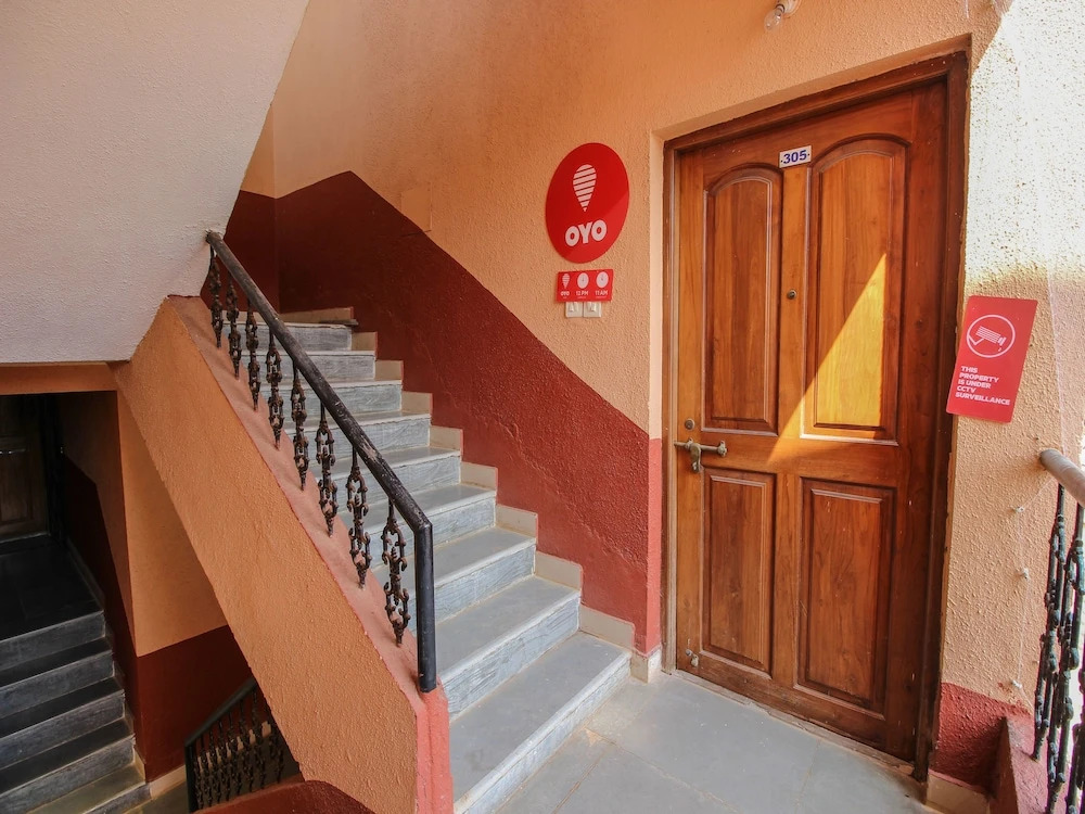 OYO 10093 Home Pool View 1BHK Calangute