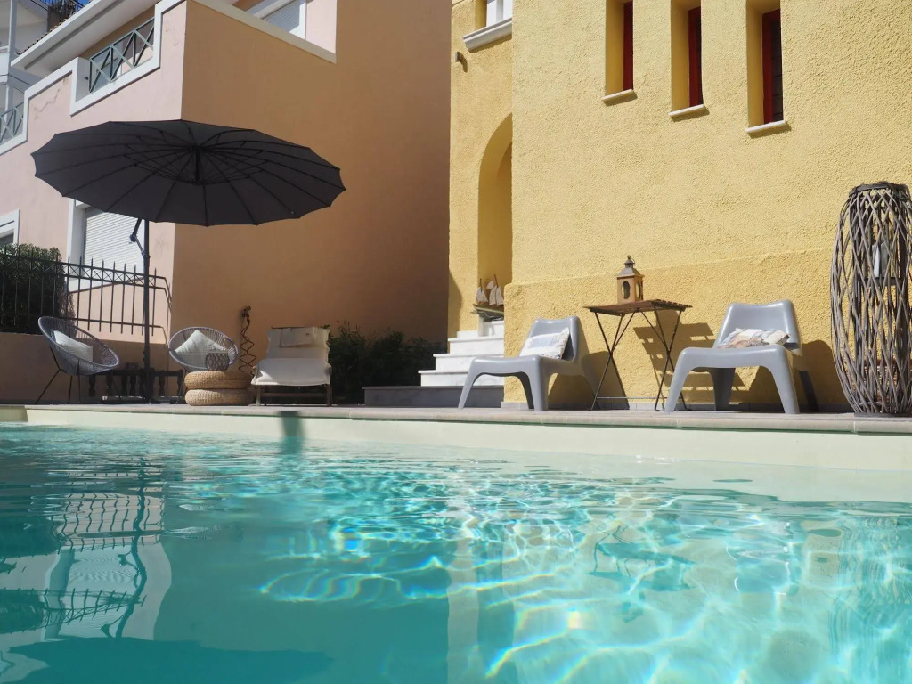 Glyfada Seabreeze Lofts