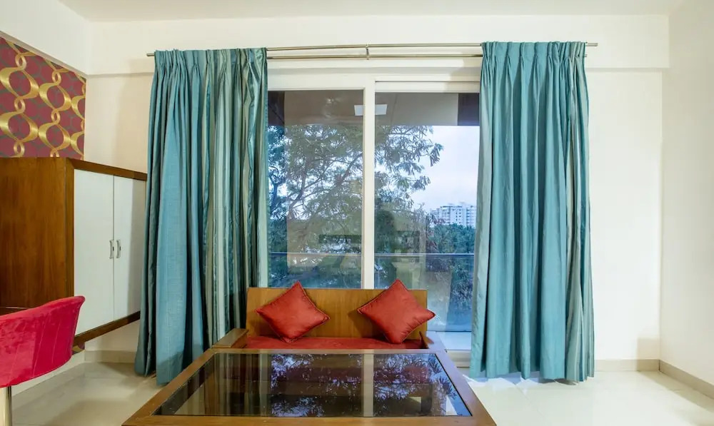Collection O 3175 Pluspoint Suites
