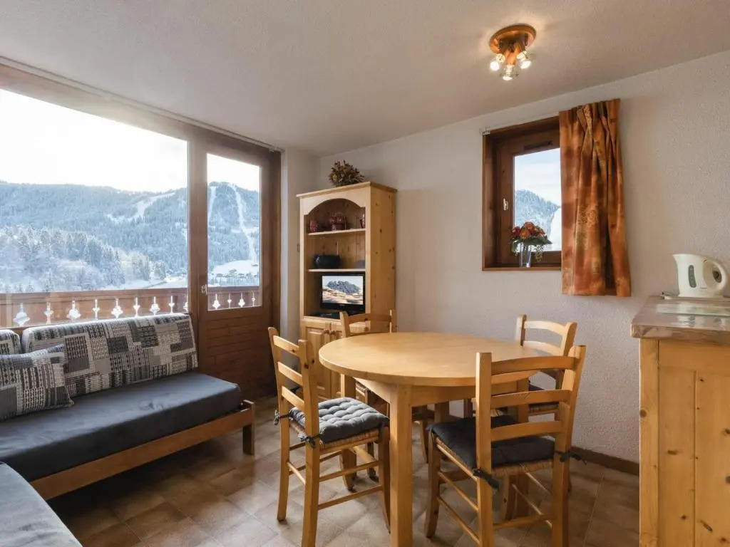 Appartement La Clusaz, 2 pièces, 5 personnes - FR-1-304-33