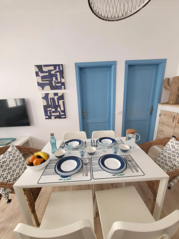 Apartamento calandria confital para 8 con terraza y BBQ próxima playa