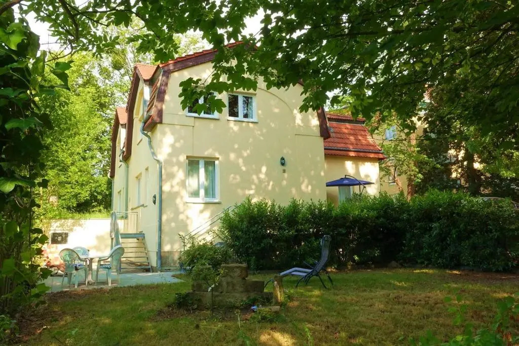 Campus Apartment Anton