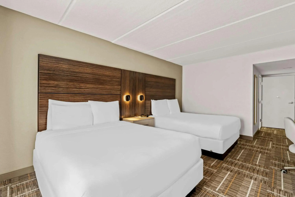 Sonesta Essential Orlando Airport