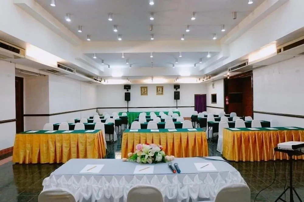 Baanrai Riverkwai Resort