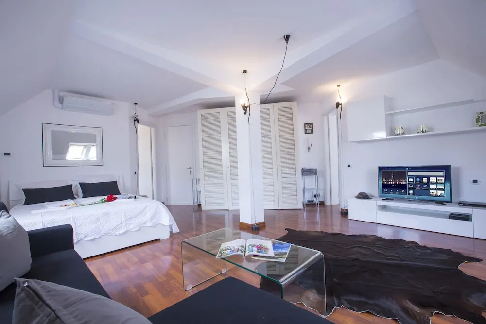 De Cristoforis Apartment
