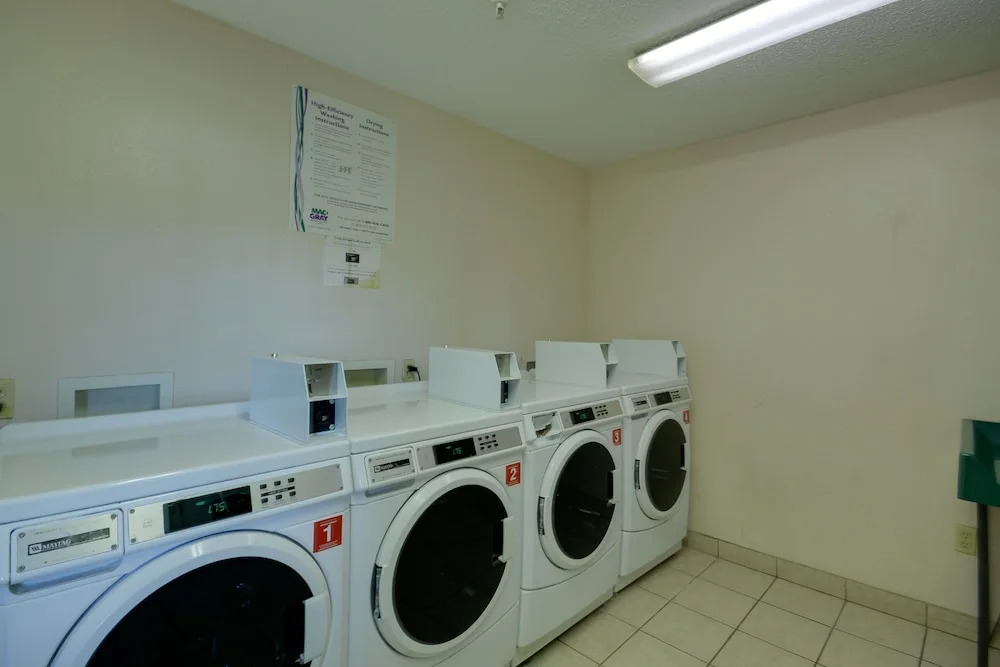 InTown Suites Extended Stay Houston TX - Hobby Airport