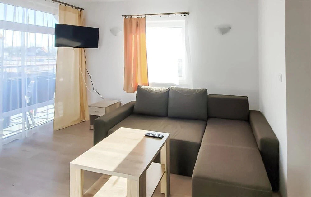 Stunning Apartment in Krynica Morska With Wifi and 1 Bedrooms
