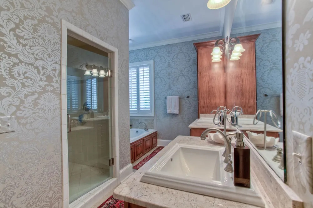 4216 4th Street by Hodnett Cooper