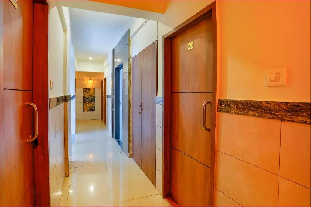 Fabhotel Dwarka