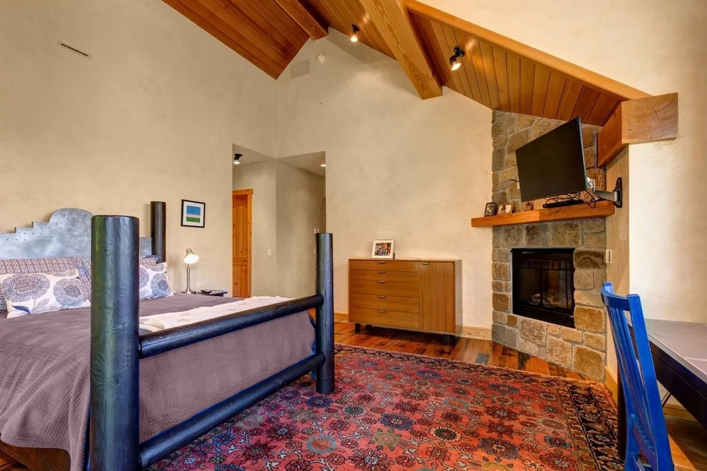 Abode at Skyline