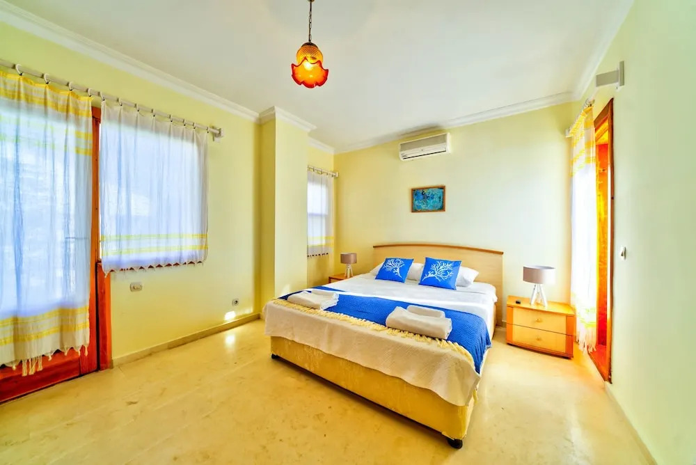 Villa Yunus