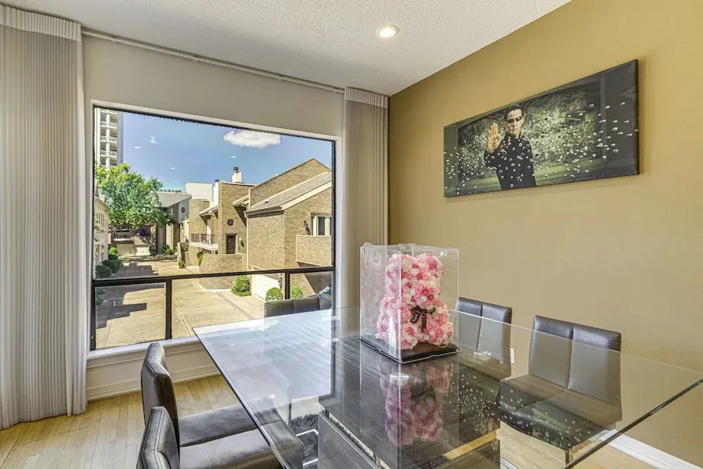 < 2 Mi to Galleria: Spacious Houston Home!