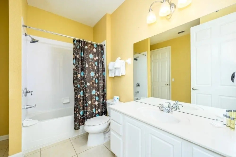 2 Bedroom Premium [cdc Compliant] L 2006 Condo