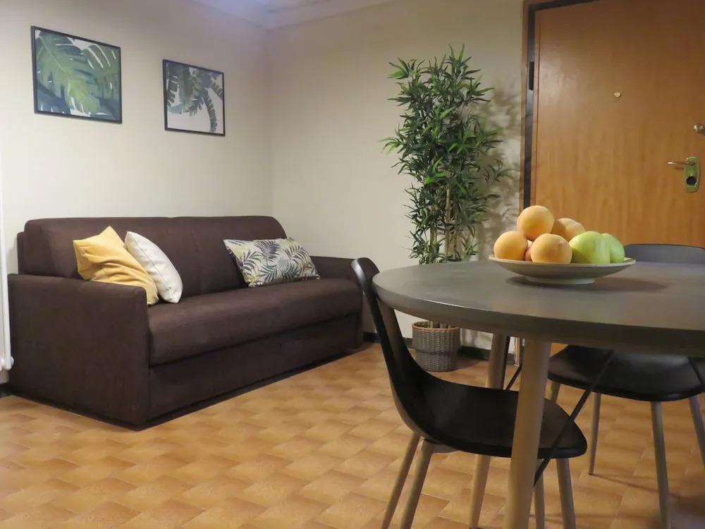Altaseta Apartments