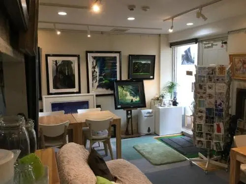 Gallery Compass- Art Apartments Osaka with Breakfast Free Parking