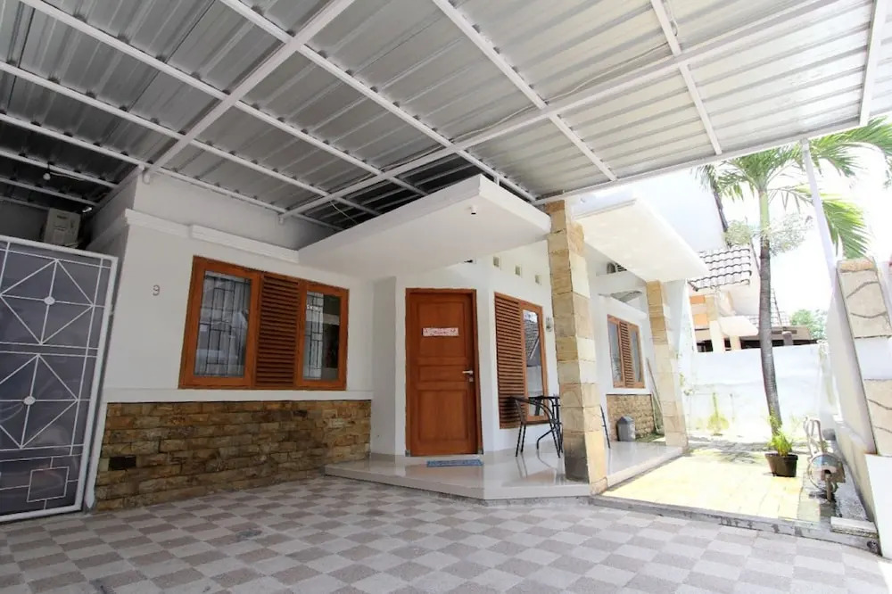 D'Java Homestay Babarsari By The Grand Java