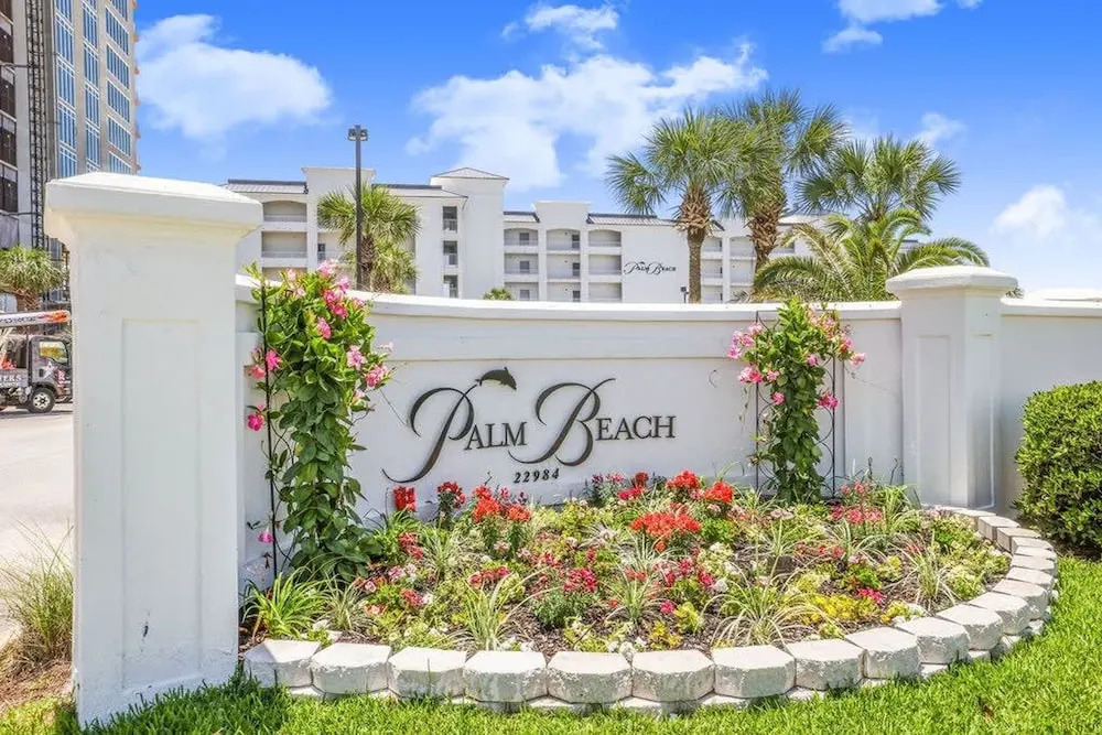 Palm Beach 22-d Beachfront Beach-view 2nd Floor
