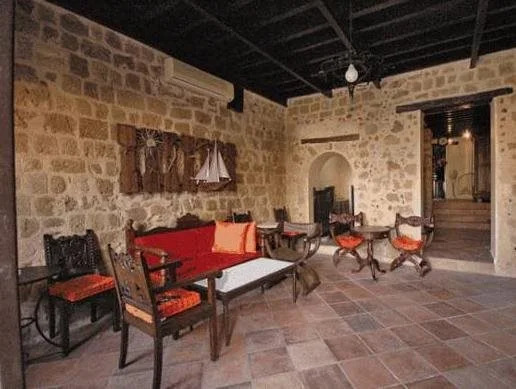 Saint Michel Apartments