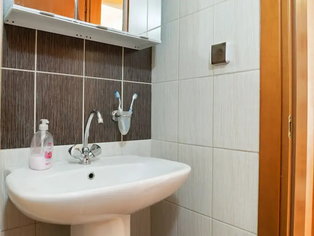 Welcoming Apartment in Venerato With Garden