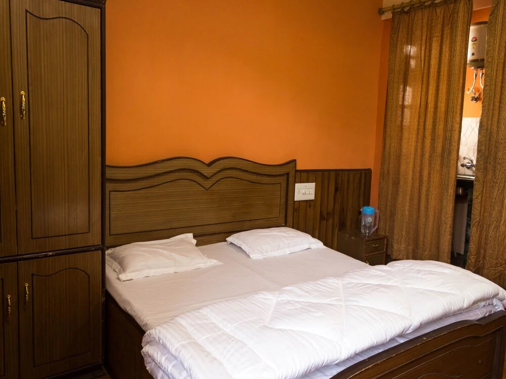 OYO 13342 Home Cozy Stay Naddi