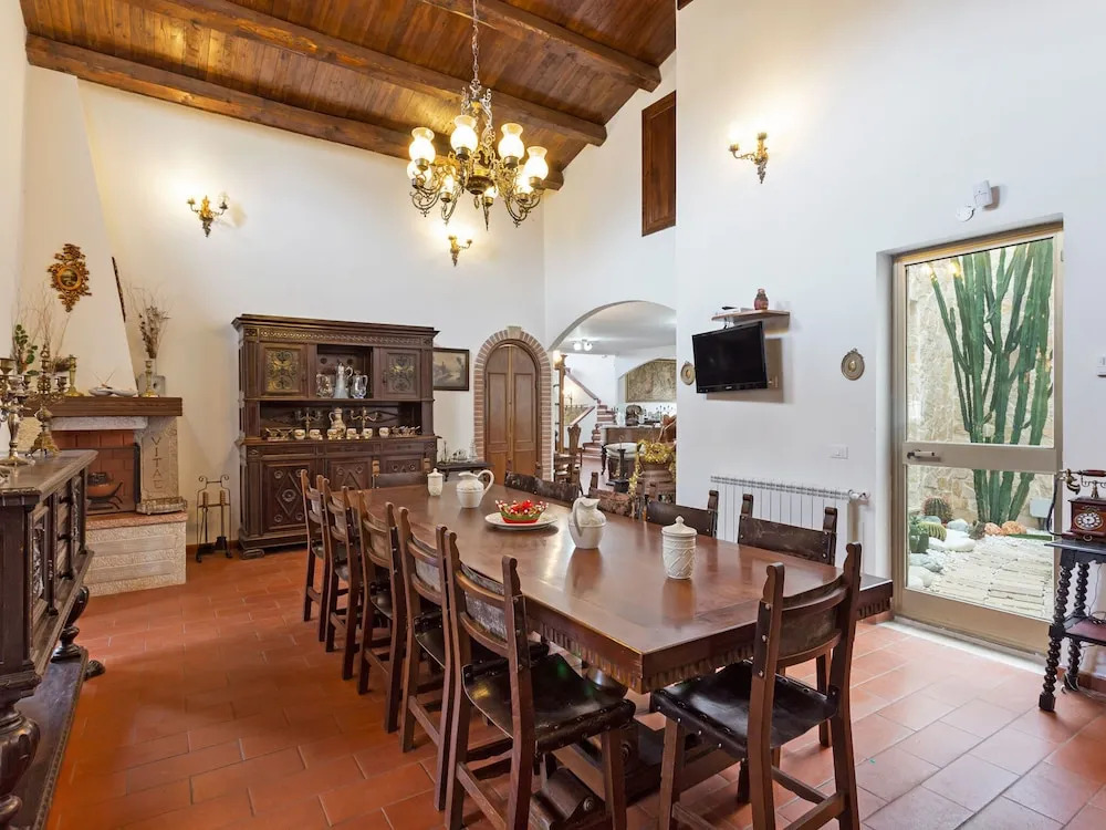 Wonderful Villa Near the Center of Rome, With Private Swimming Pool