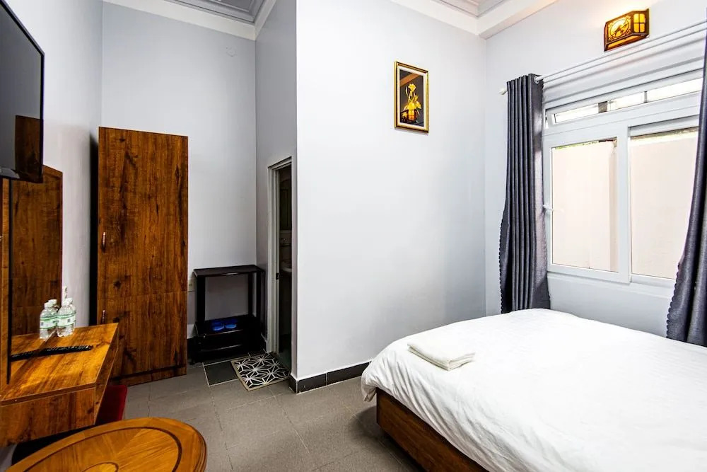 Son Hung Hotel