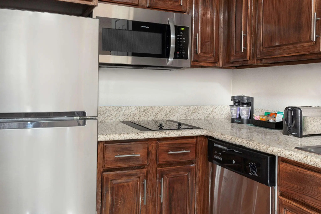 Homewood Suites by Hilton Dallas-Irving-Las Colinas