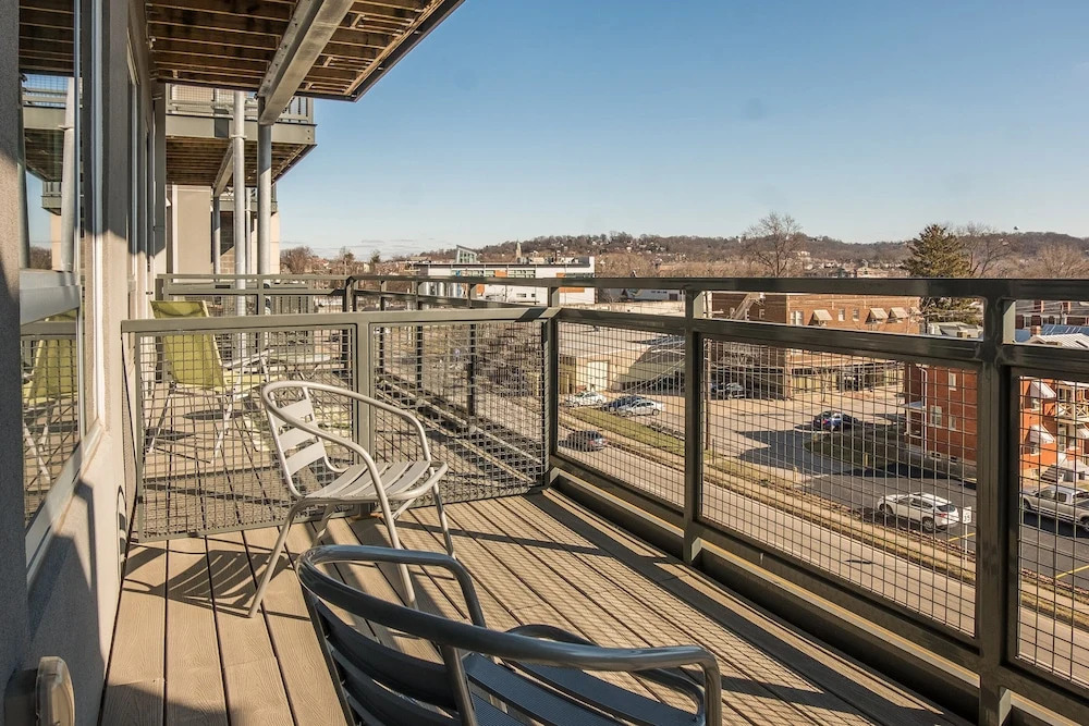 Waterfront Apartments by Frontdesk