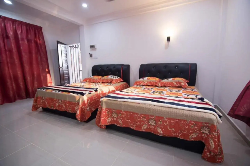 Wan Danisha Villa Inn