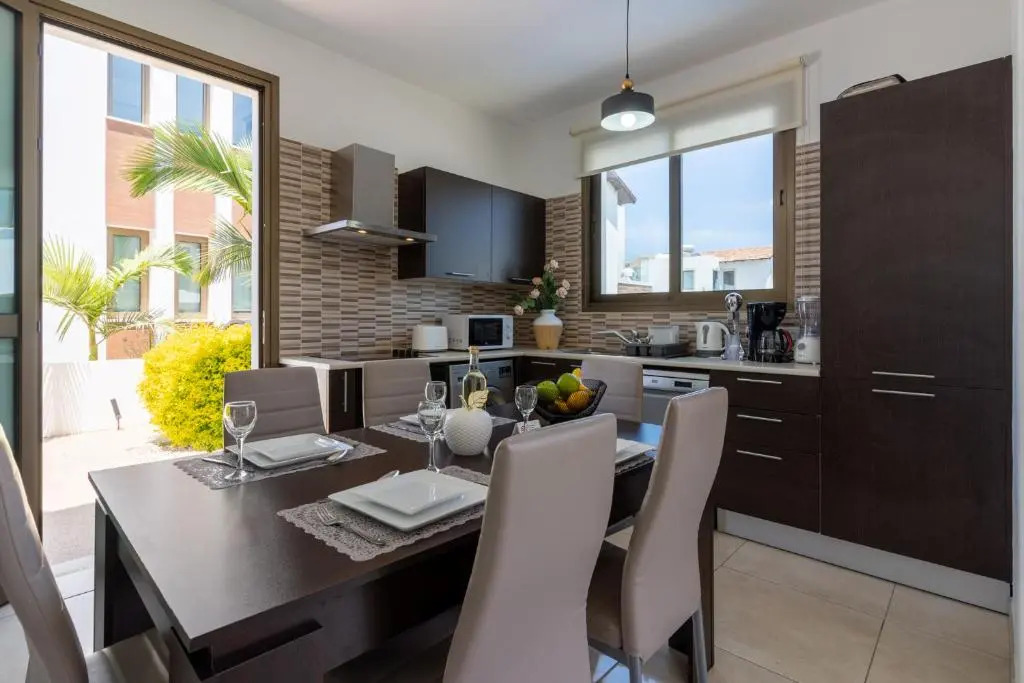Sea La Vie 3-BR Villa in Protaras