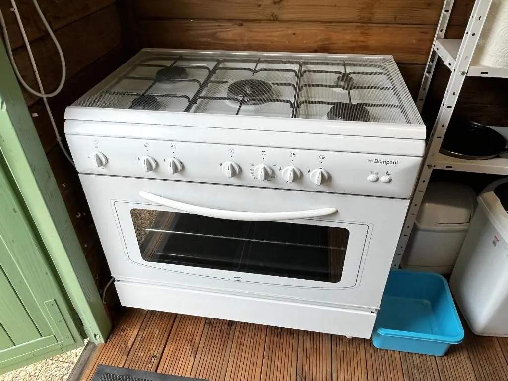 Bungalow de 2 chambres avec jardin amenage et wifi a Cauterets
