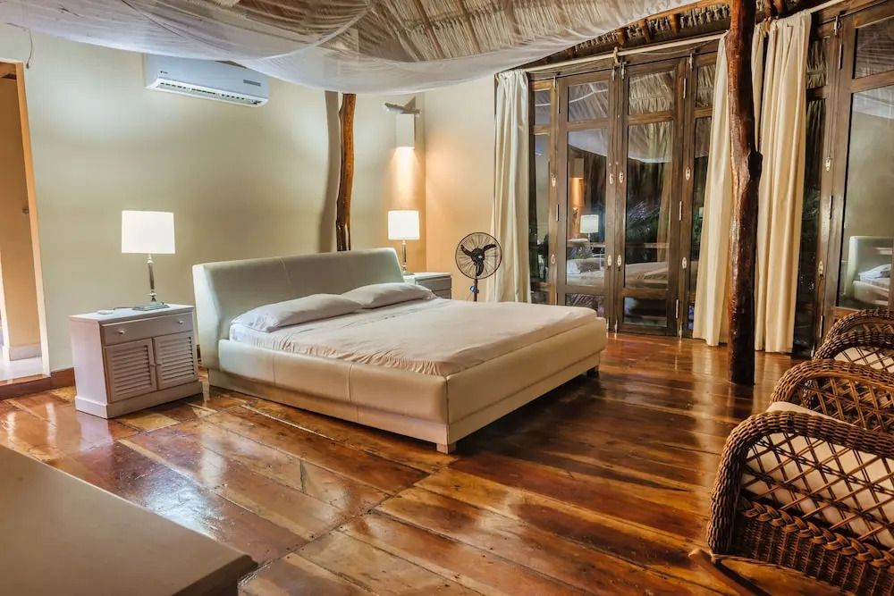 Castillete Hotel & Beach Club