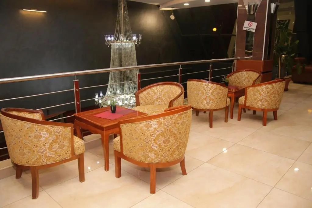 Hotel Pashtriku