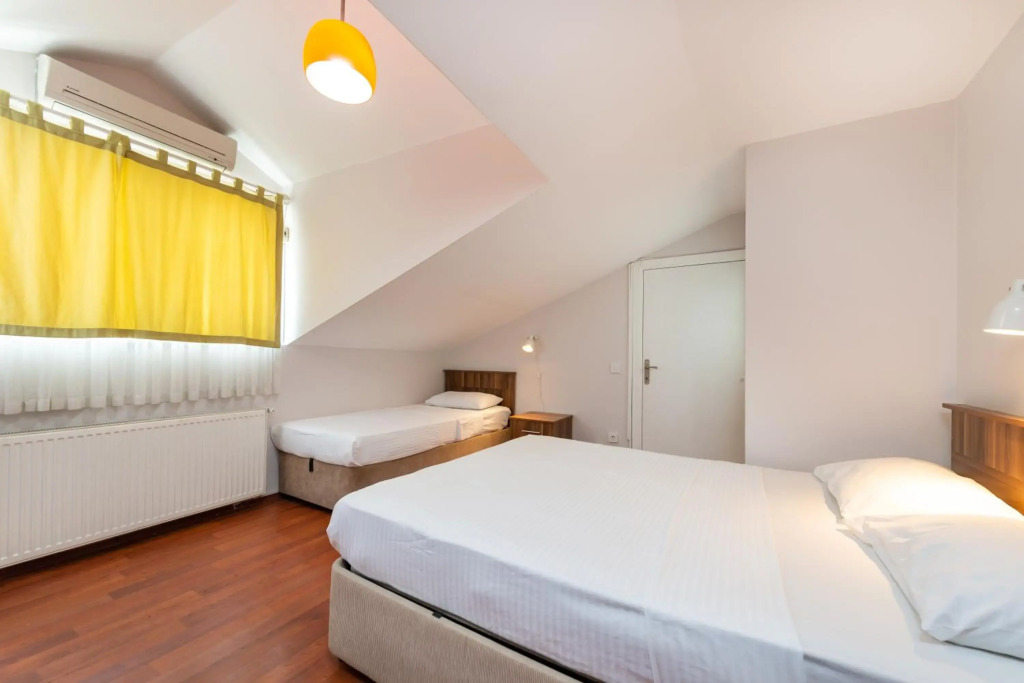 Dualis Hotel