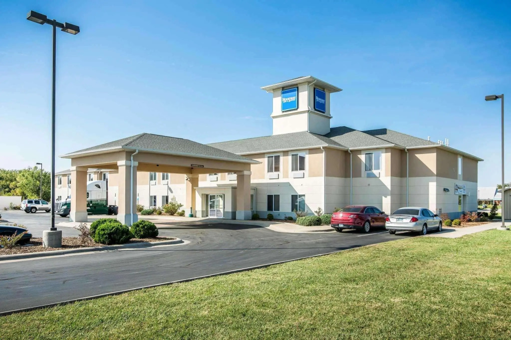 Quality Inn Parsons North